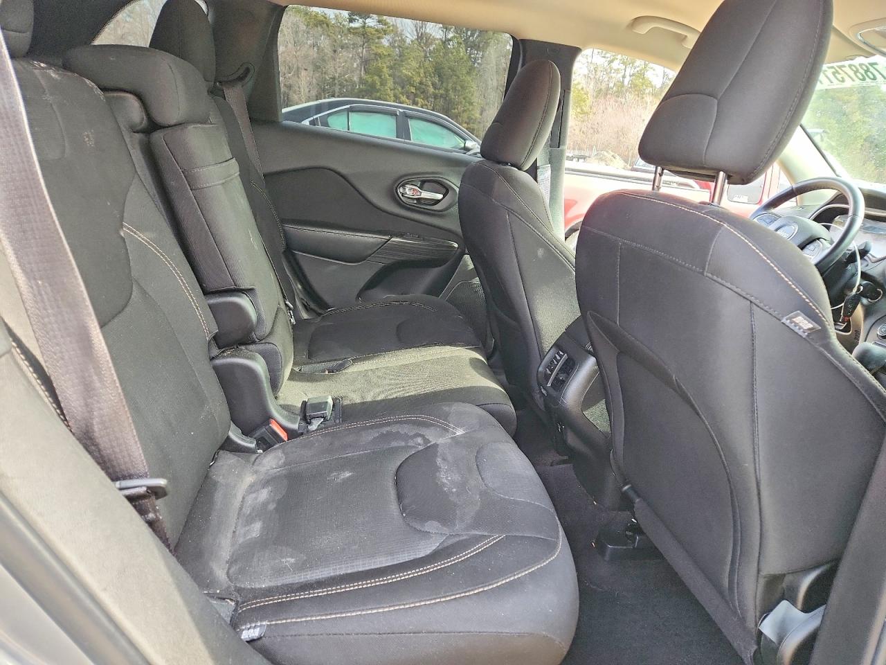 2016 JEEP CHEROKEE LATITUDE photo 21