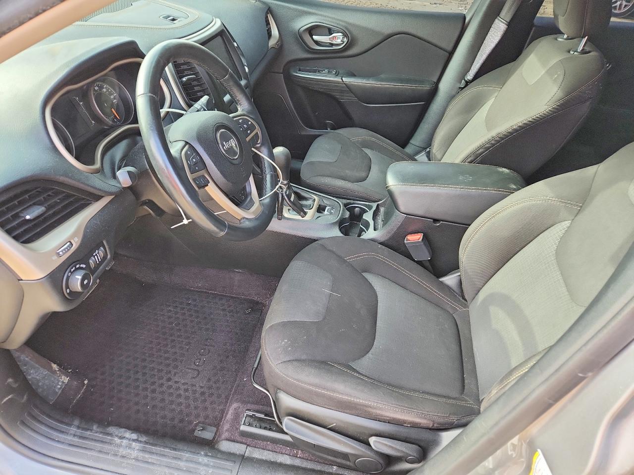 2016 JEEP CHEROKEE LATITUDE photo 13