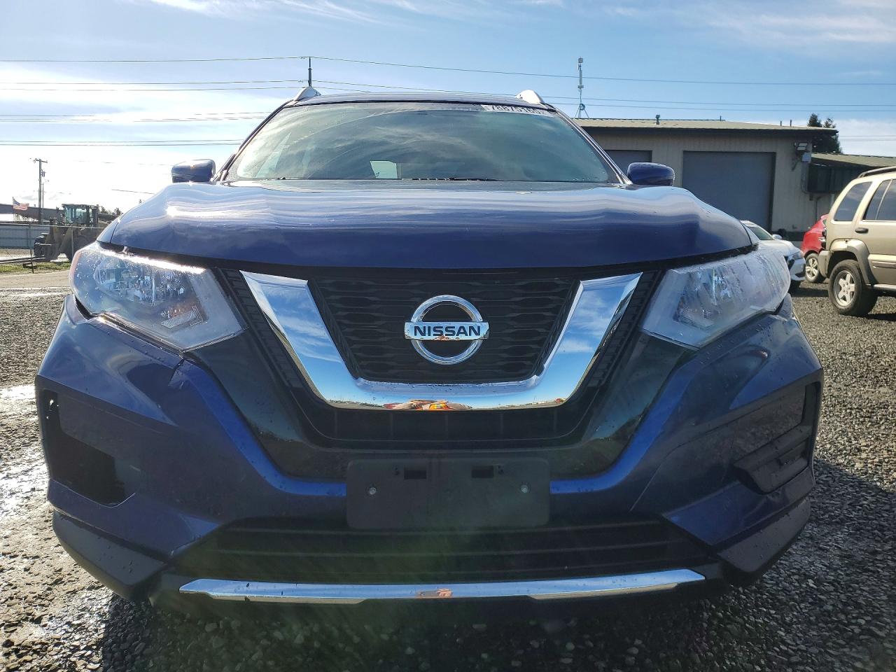 2017 NISSAN ROGUE SV photo 13