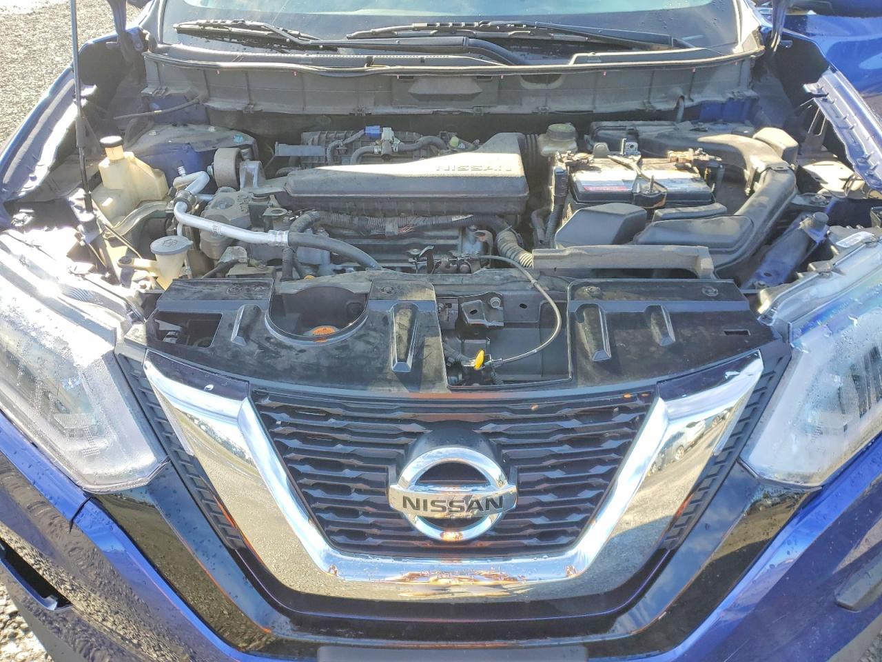 2017 NISSAN ROGUE SV photo 34