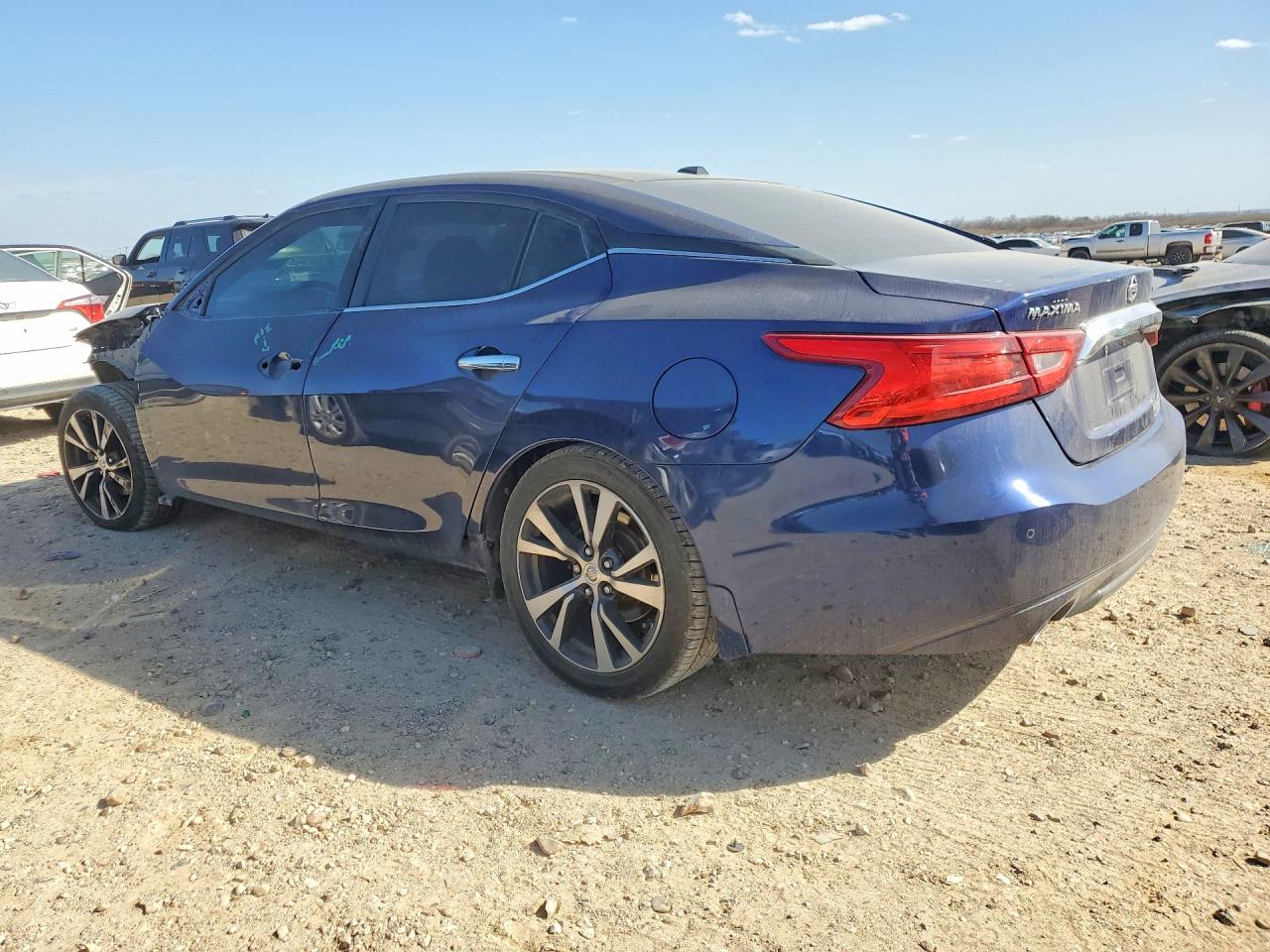 2017 NISSAN MAXIMA PLATINUM photo 3
