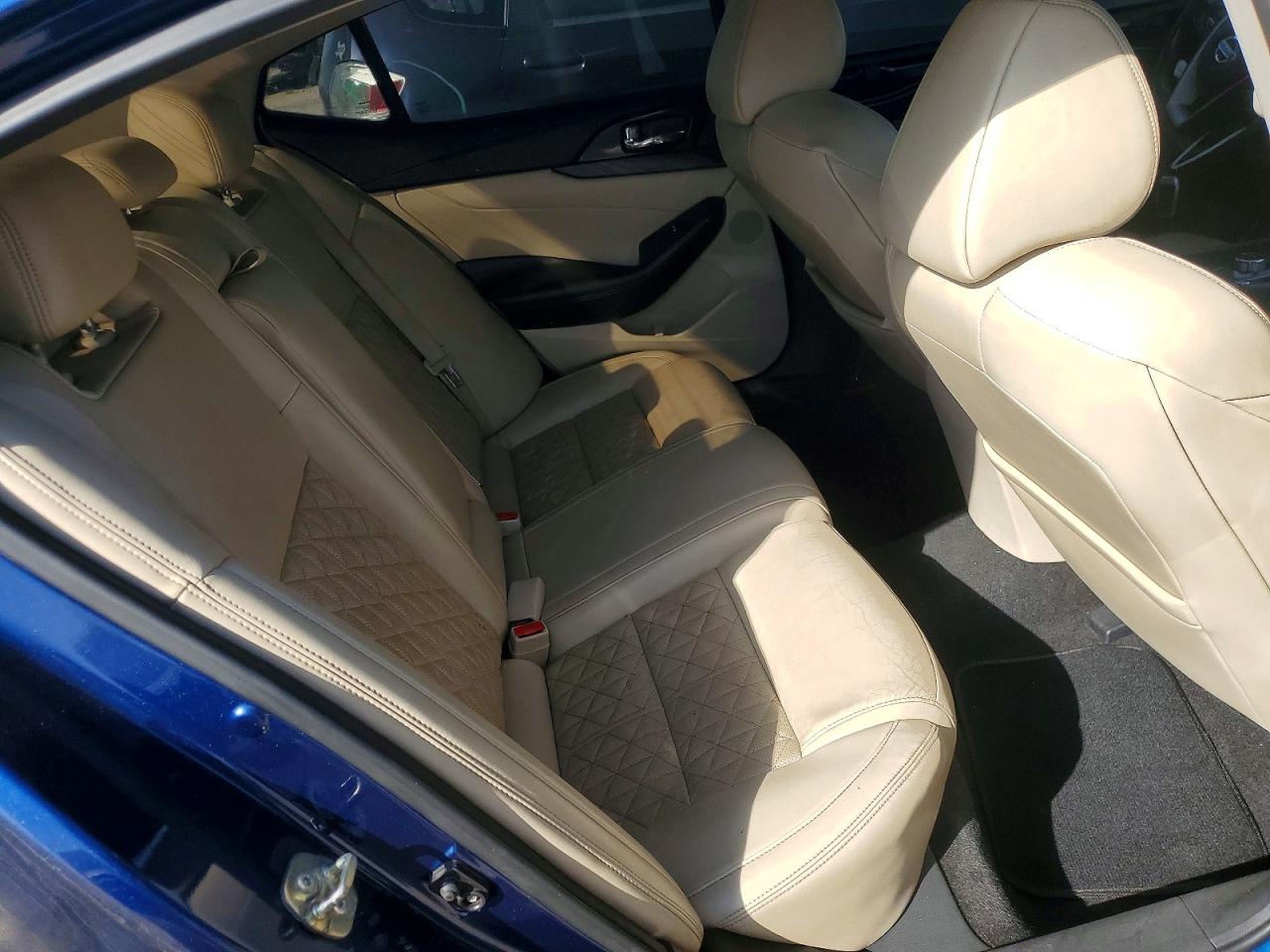 2017 NISSAN MAXIMA PLATINUM photo 19
