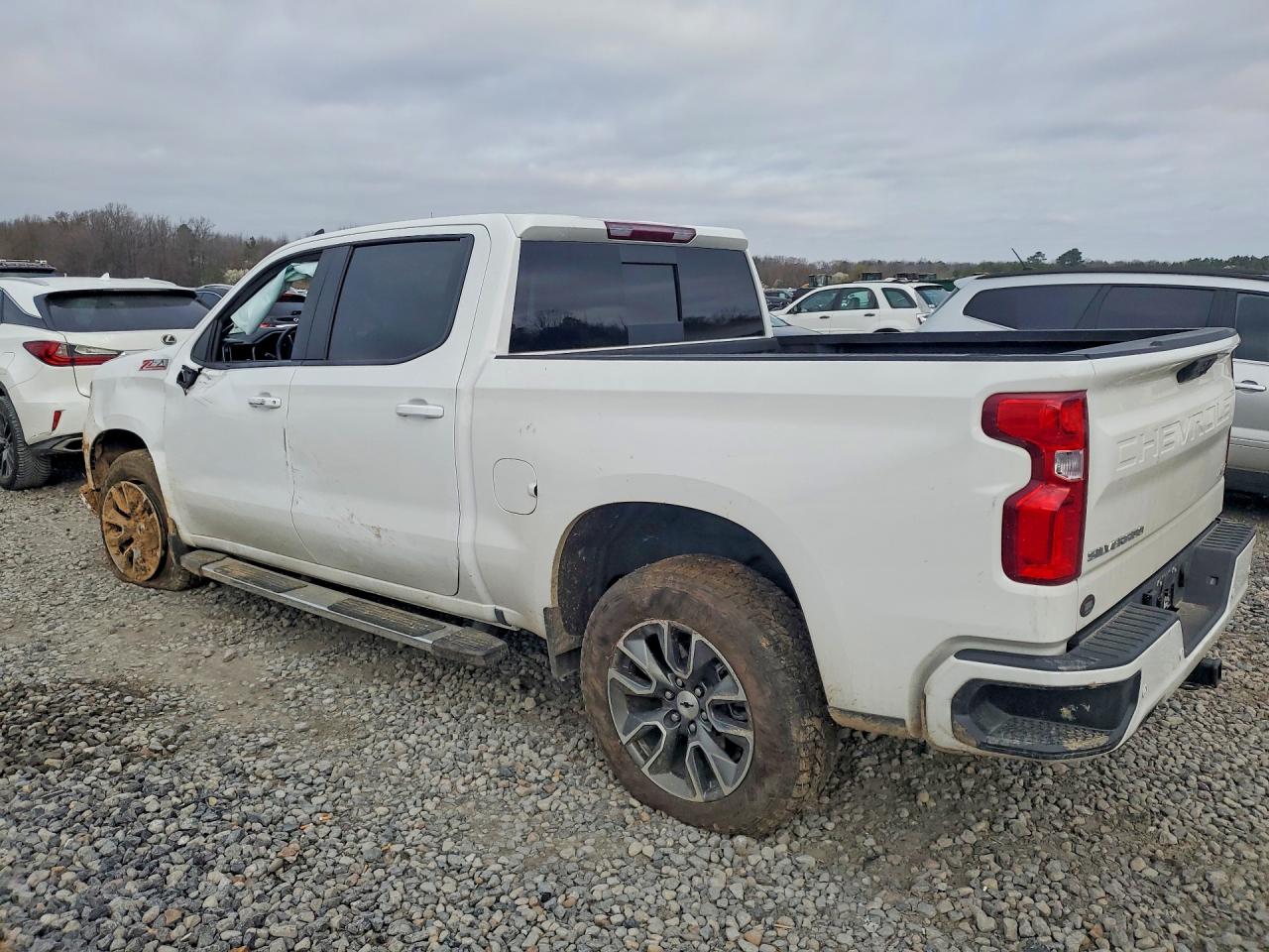 2025 CHEVROLET SILVERADO K1500 RST photo 3