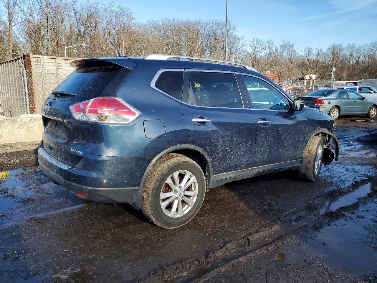 2016 NISSAN ROGUE SV photo 5