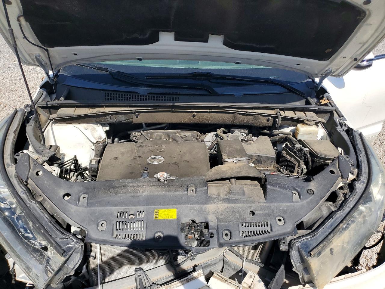 2018 TOYOTA HIGHLANDER LIMITED photo 12