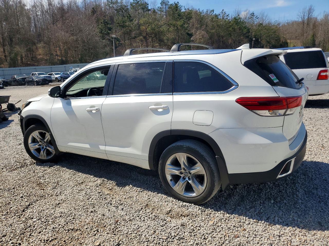 2018 TOYOTA HIGHLANDER LIMITED photo 2