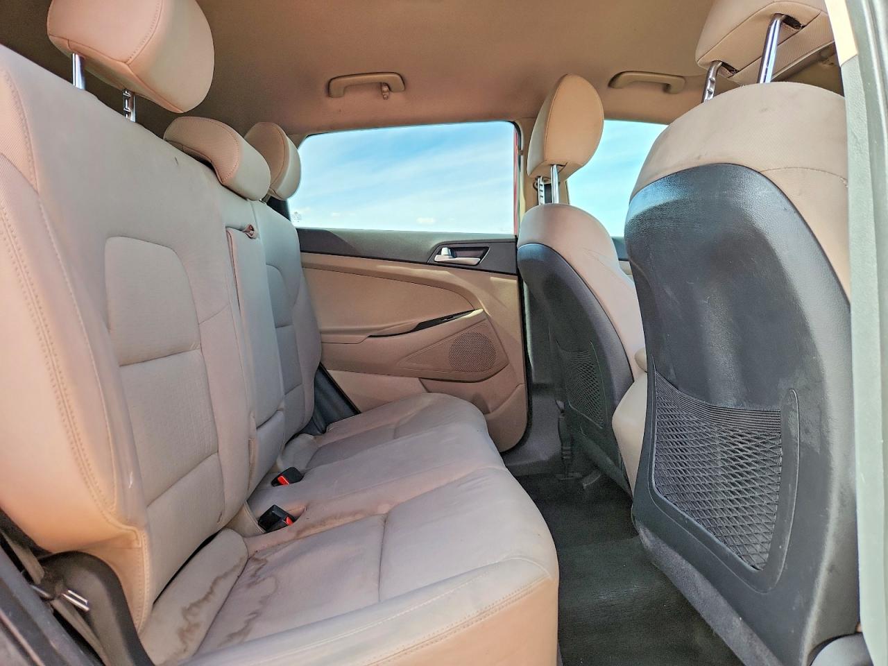 2021 HYUNDAI TUCSON SE photo 28