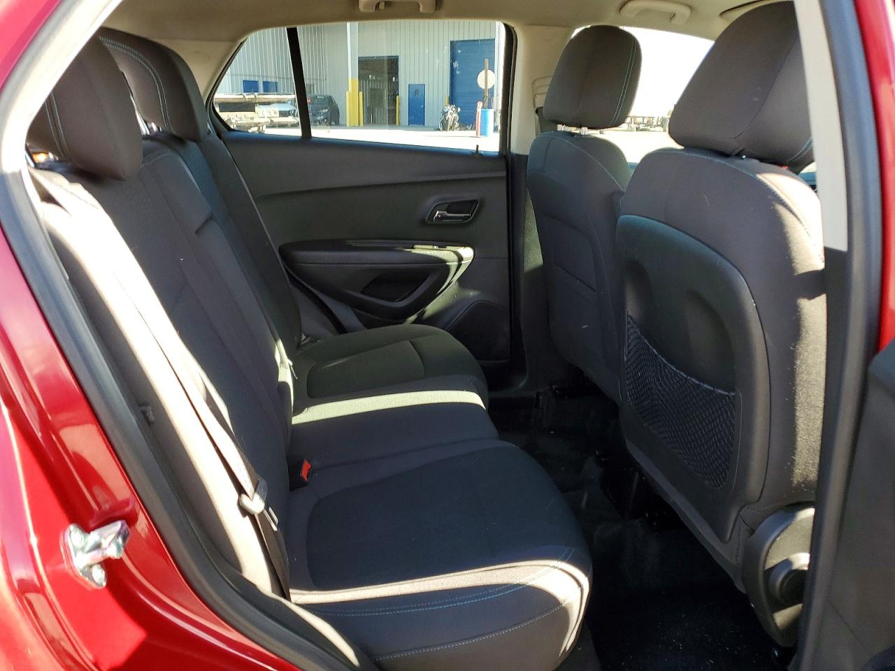 2015 CHEVROLET TRAX 1LS photo 28