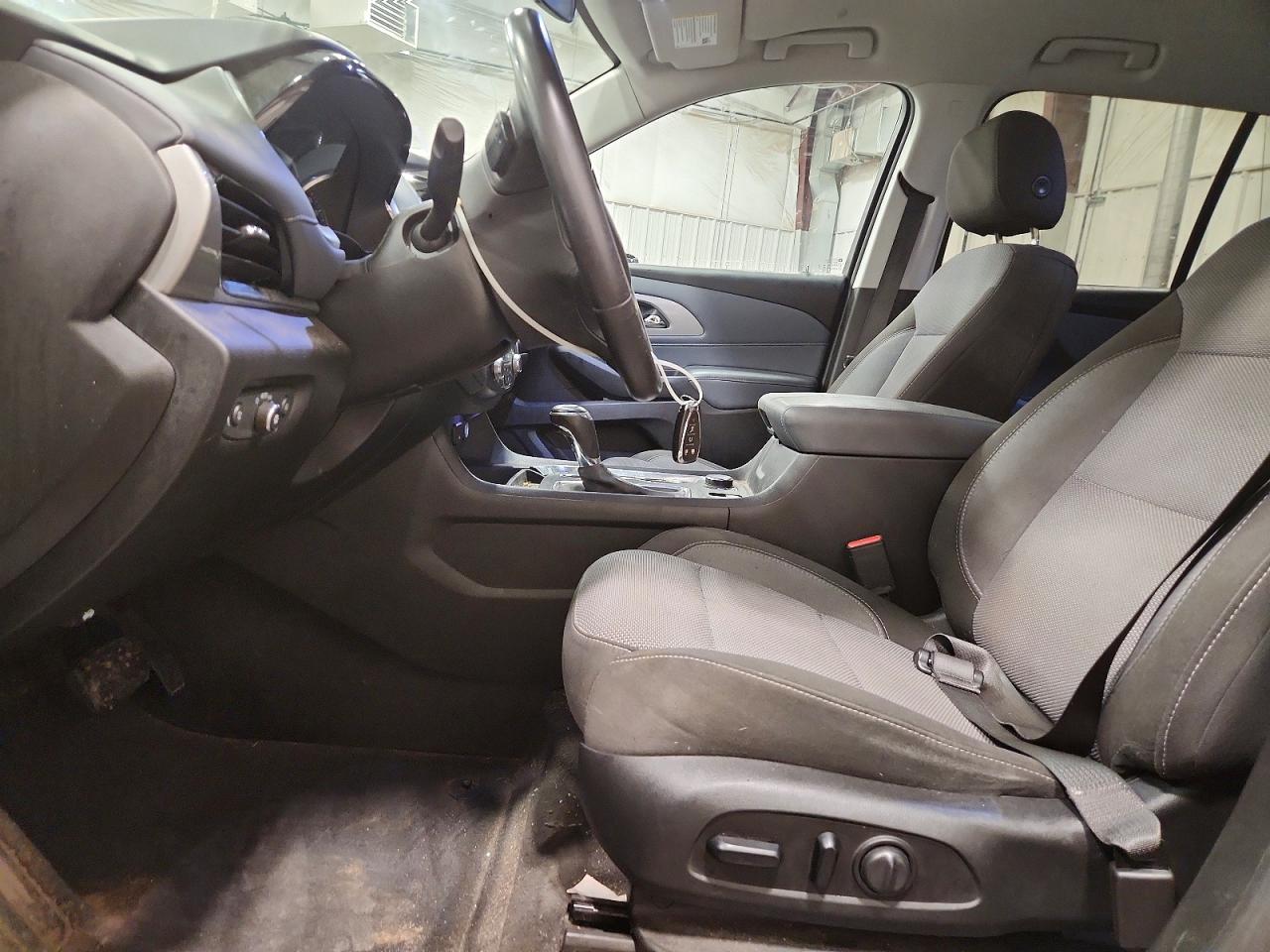 2020 CHEVROLET TRAVERSE LT photo 25