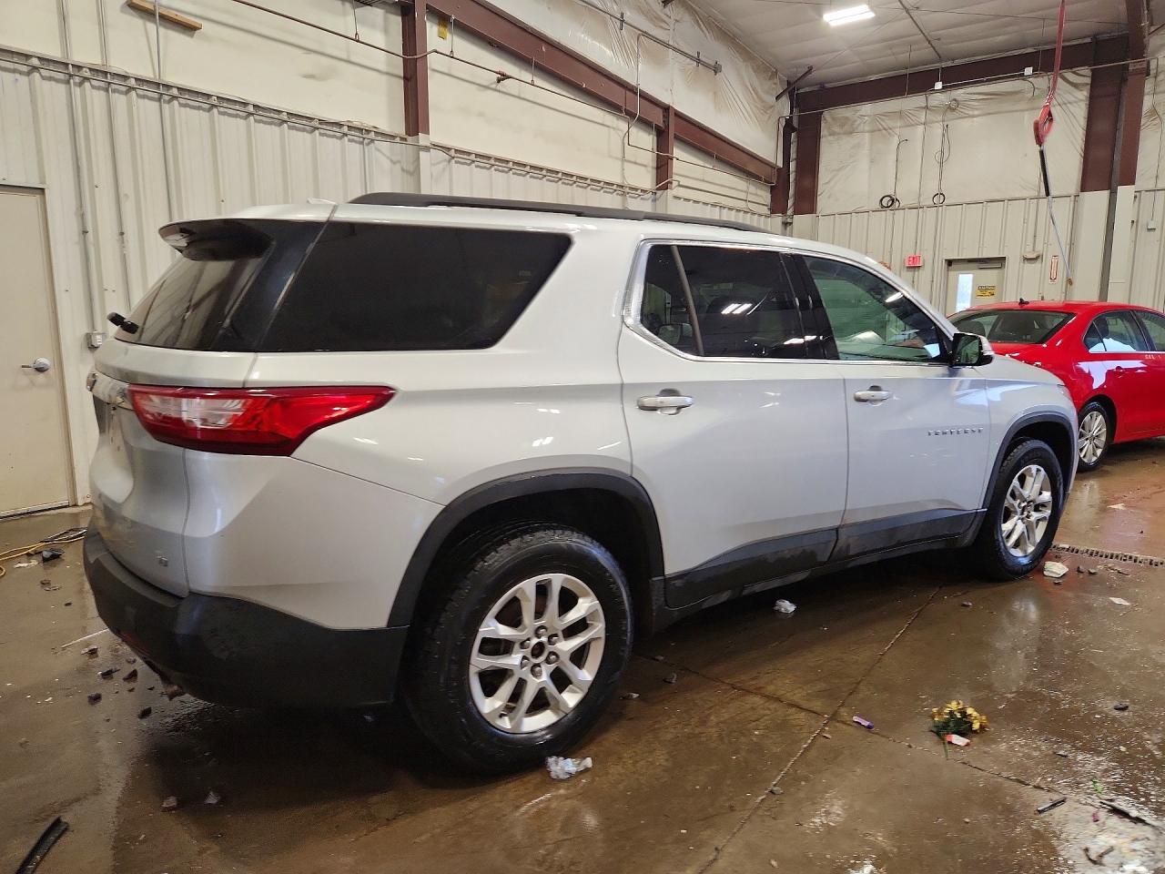 2020 CHEVROLET TRAVERSE LT photo 9