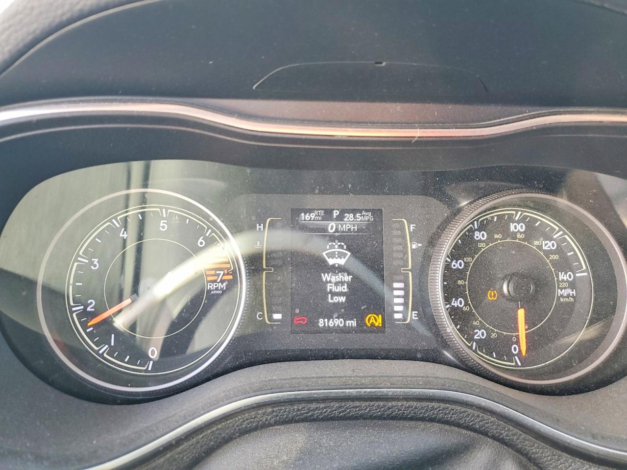 2019 JEEP CHEROKEE LATITUDE PLUS photo 17