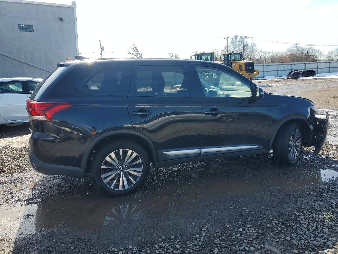 2019 MITSUBISHI OUTLANDER SE photo 5