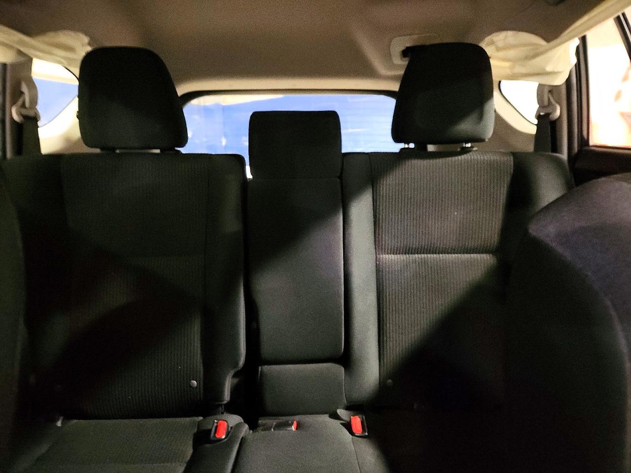 2018 TOYOTA RAV4 LE photo 19