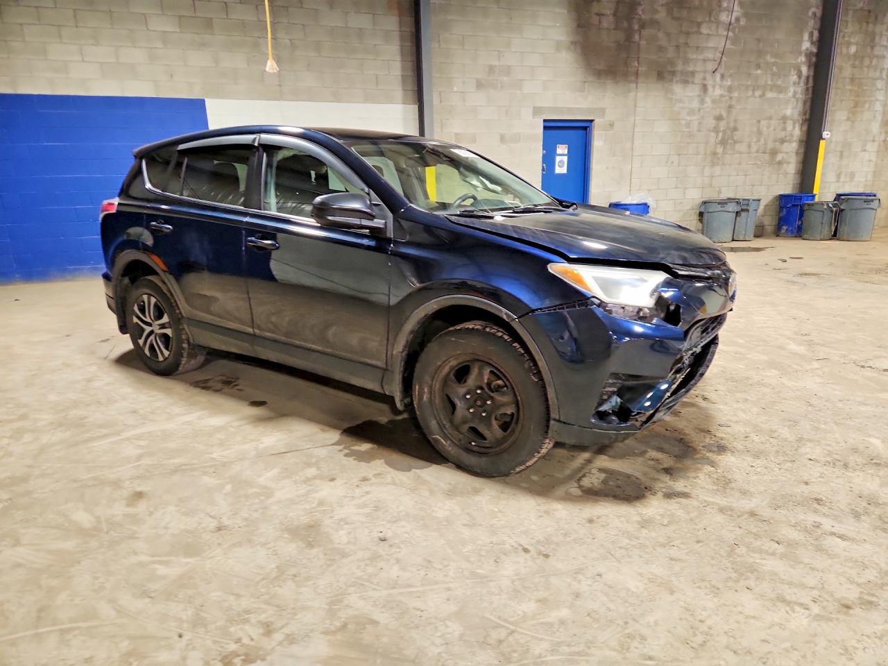 2018 TOYOTA RAV4 LE photo 7