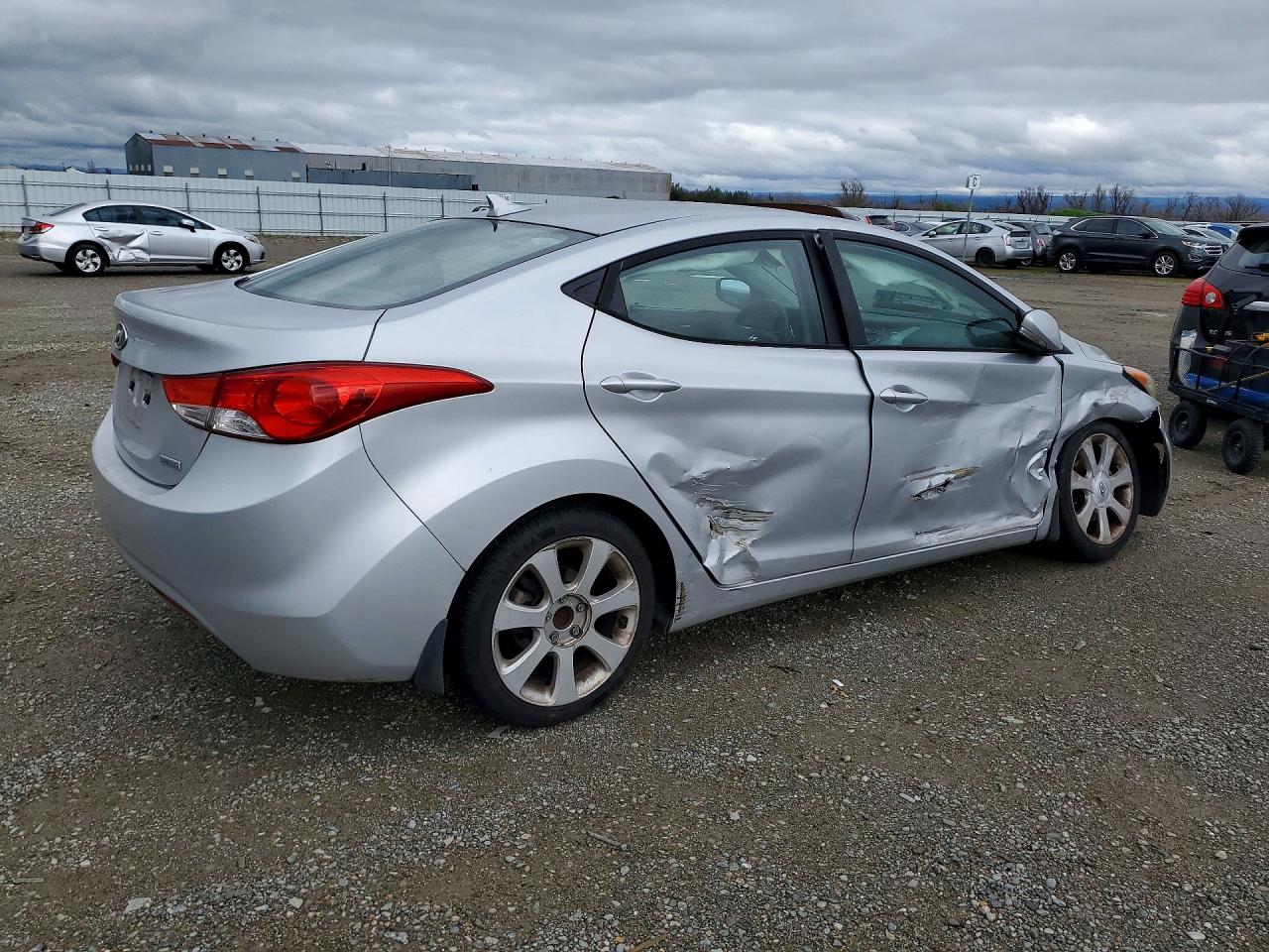 2013 HYUNDAI ELANTRA LIMITED photo 5