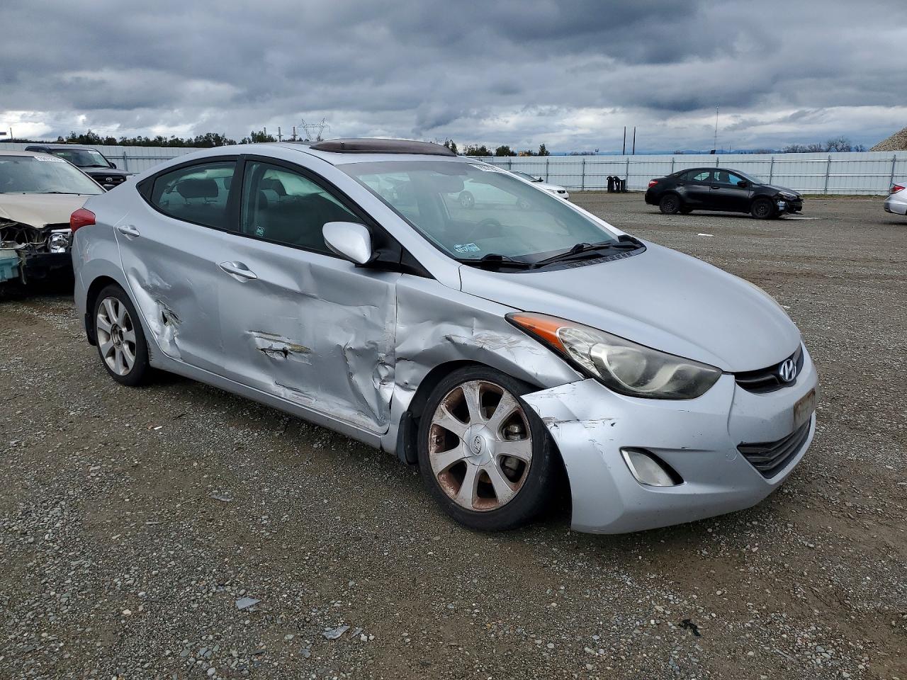 2013 HYUNDAI ELANTRA LIMITED photo 7