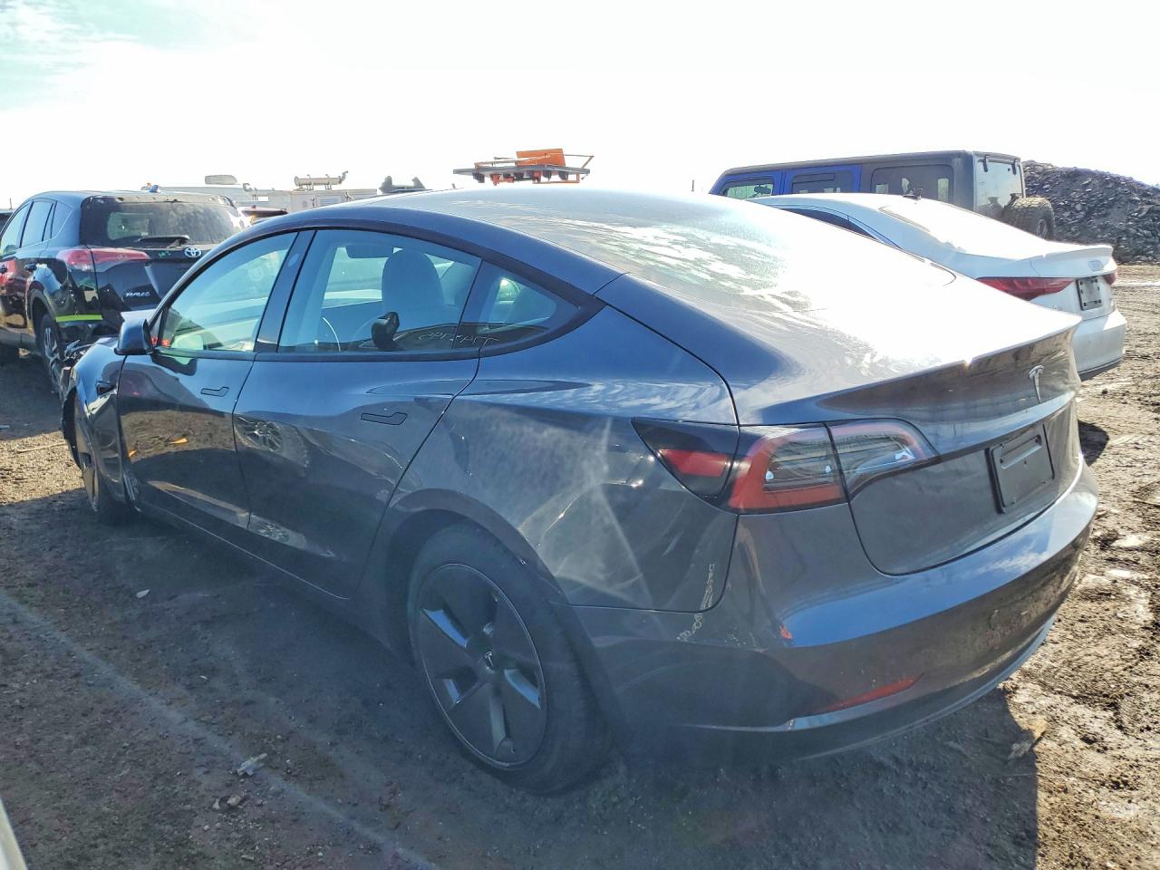 2023 TESLA MODEL 3 photo 2
