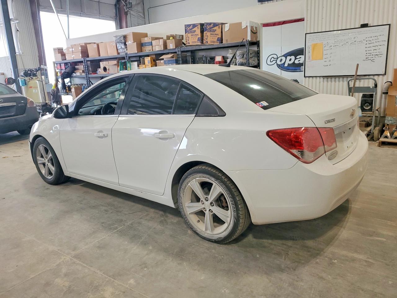 2013 CHEVROLET CRUZE LT photo 2