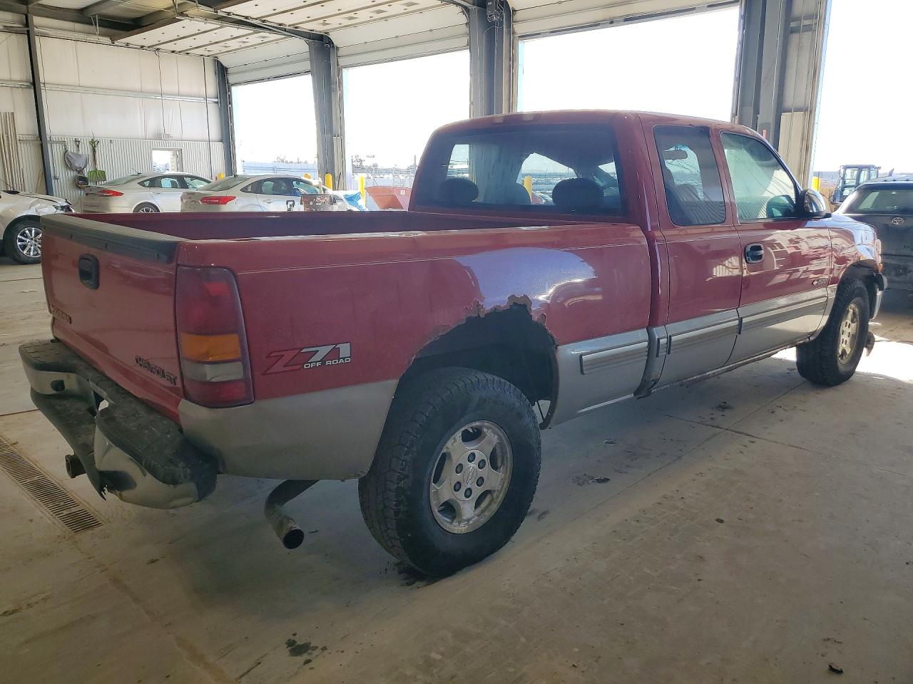2002 CHEVROLET SILVERADO K1500 photo 3