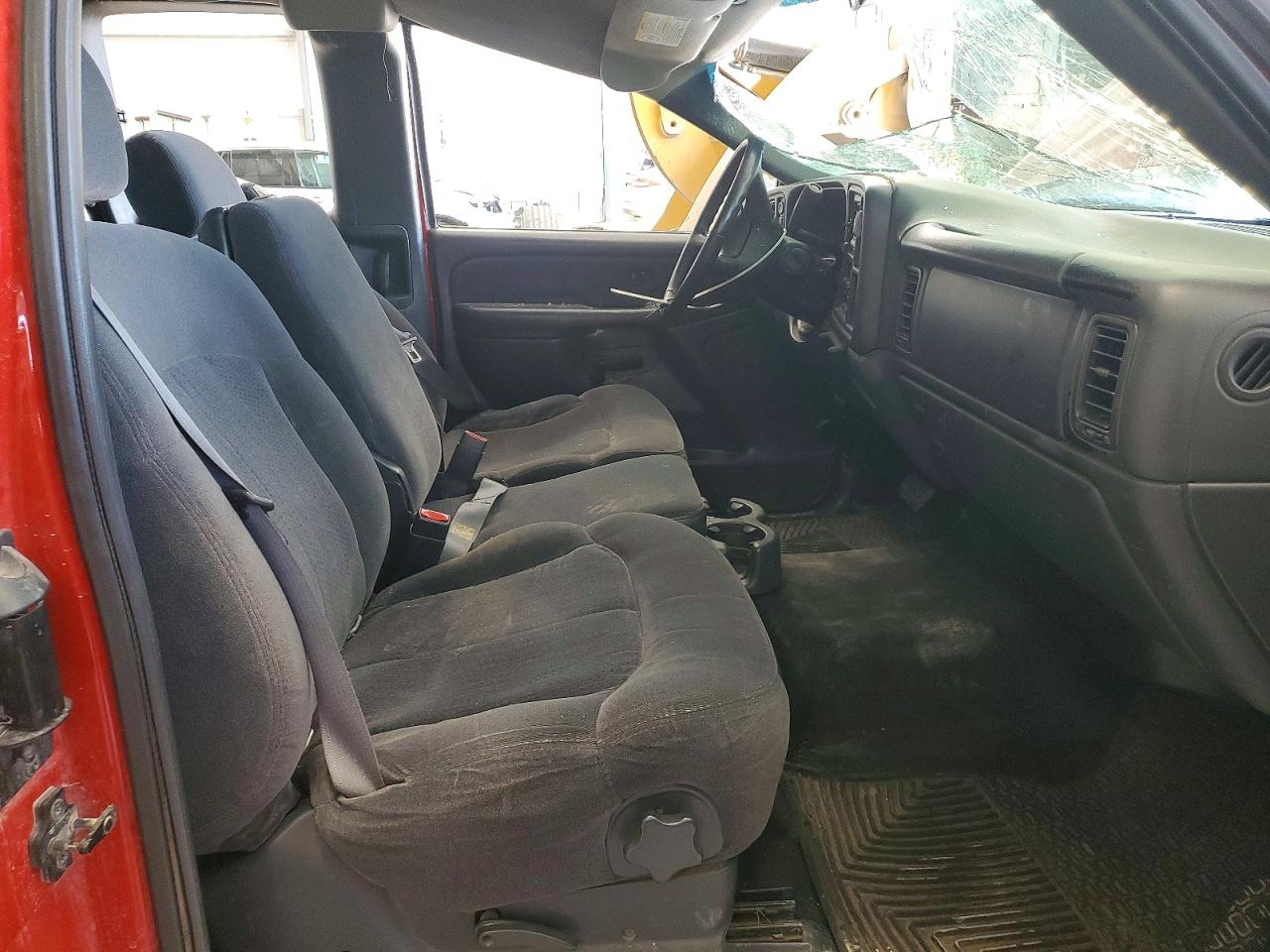 2002 CHEVROLET SILVERADO K1500 photo 7