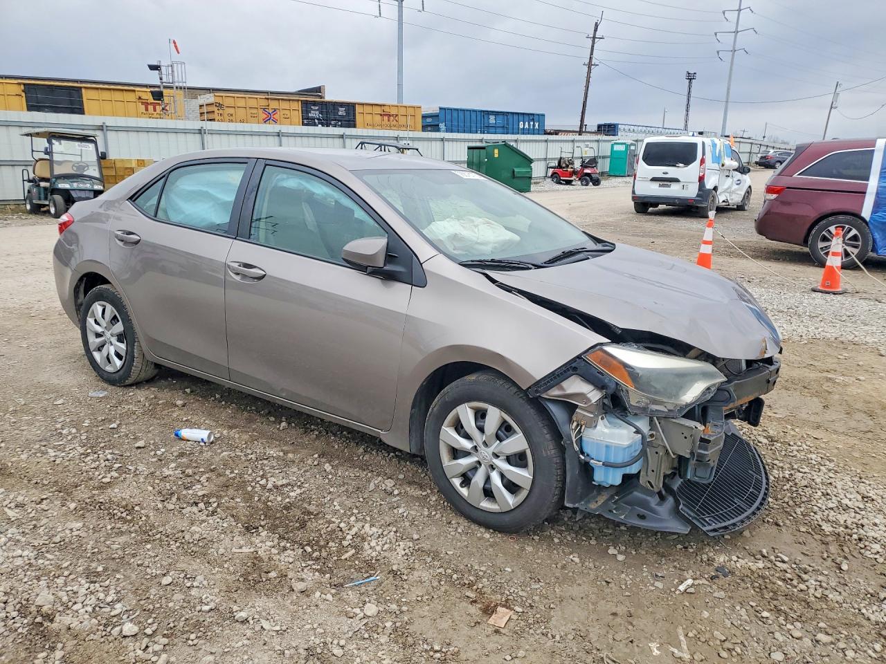 2016 TOYOTA COROLLA LE photo 4
