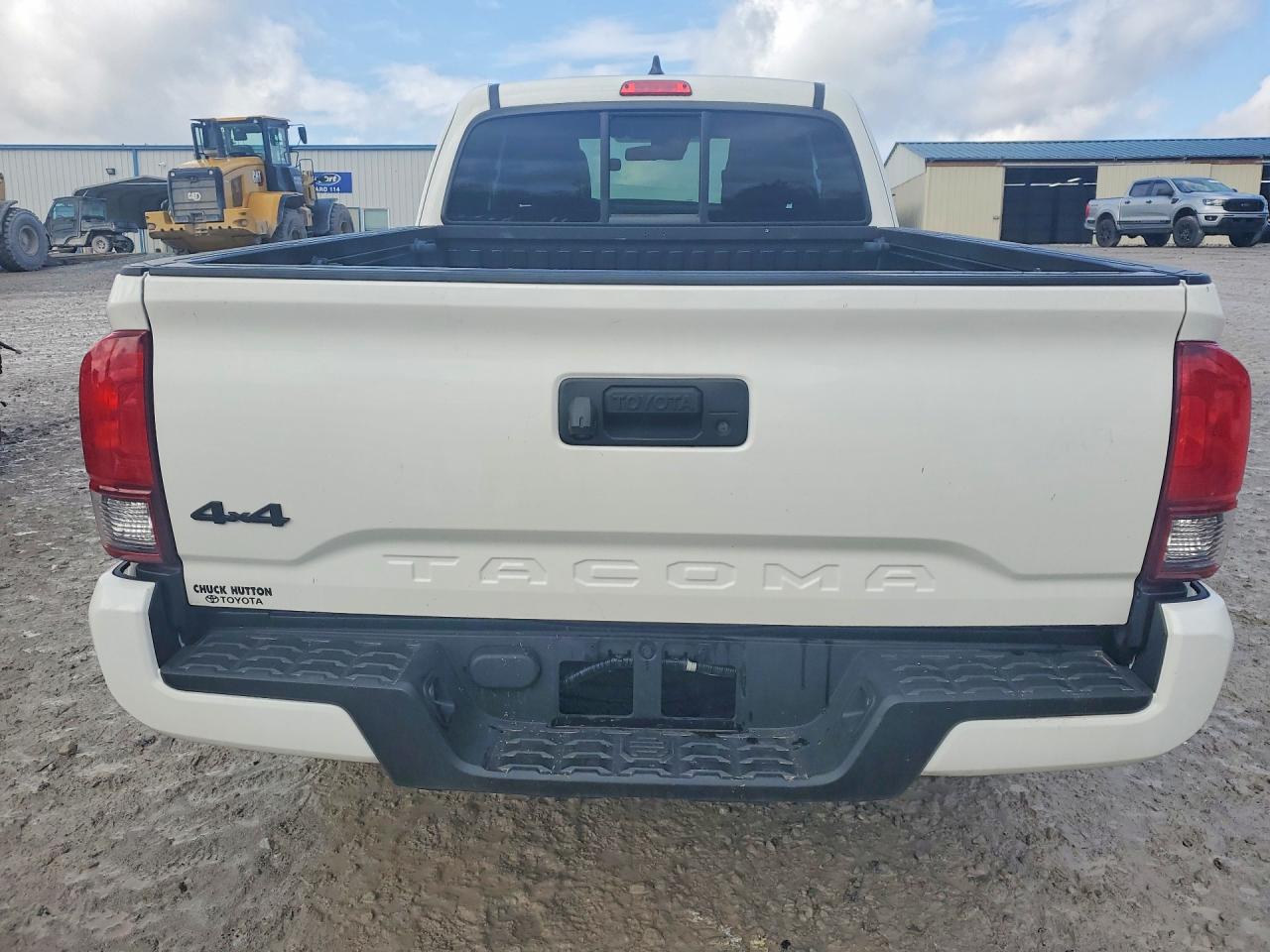 2021 TOYOTA TACOMA SR photo 6