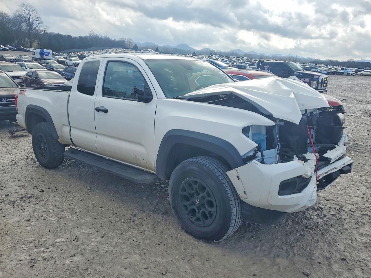 2021 TOYOTA TACOMA SR photo 4