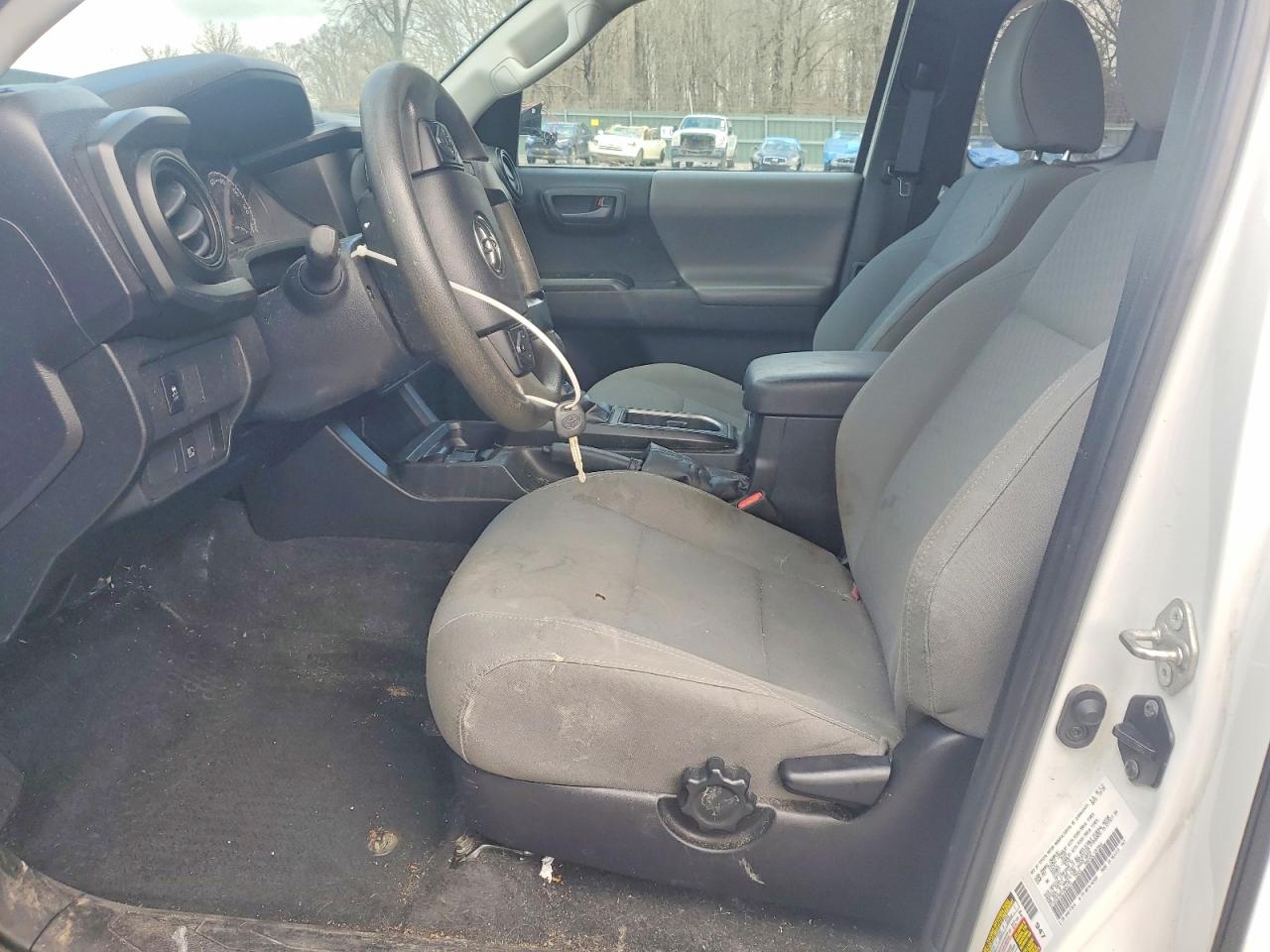 2021 TOYOTA TACOMA SR photo 7
