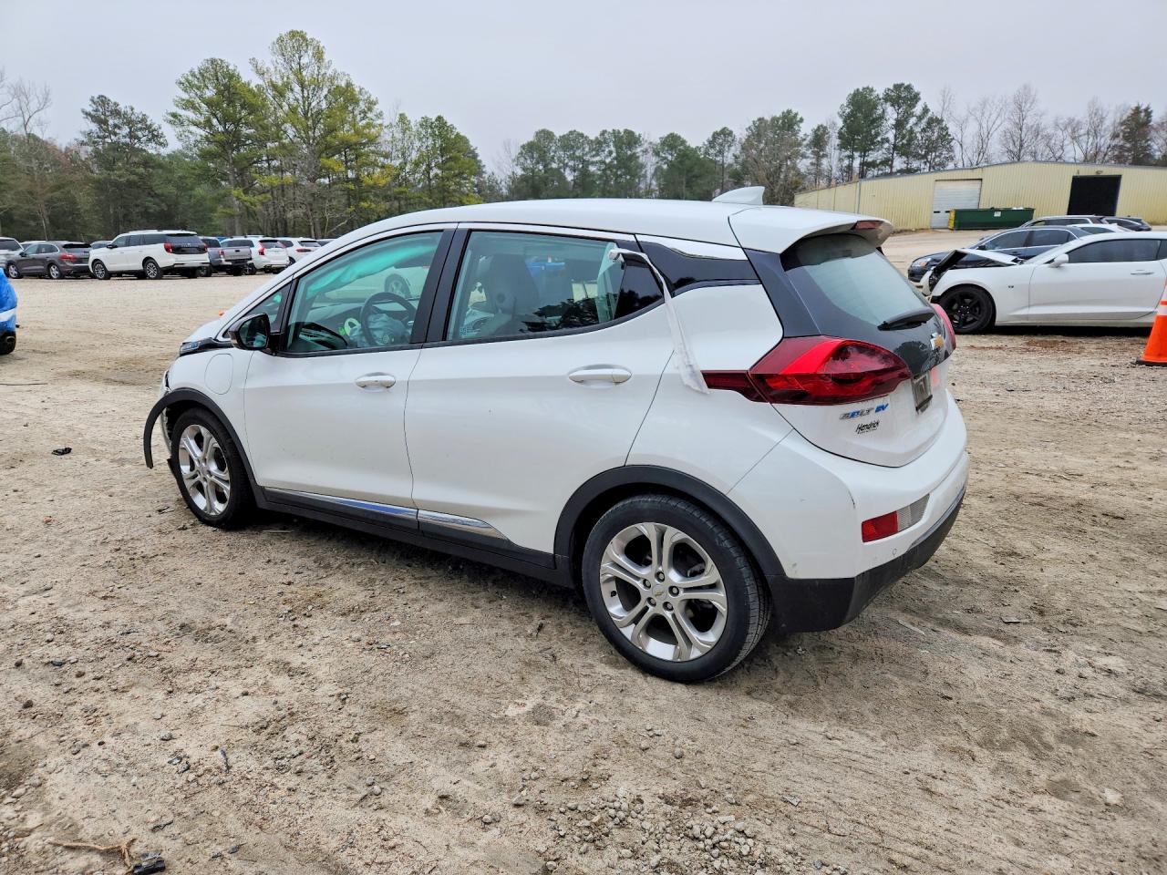 2020 CHEVROLET BOLT EV LT photo 4