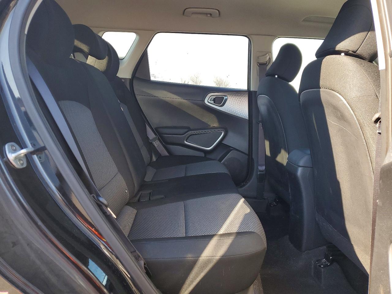 2020 KIA SOUL LX photo 11