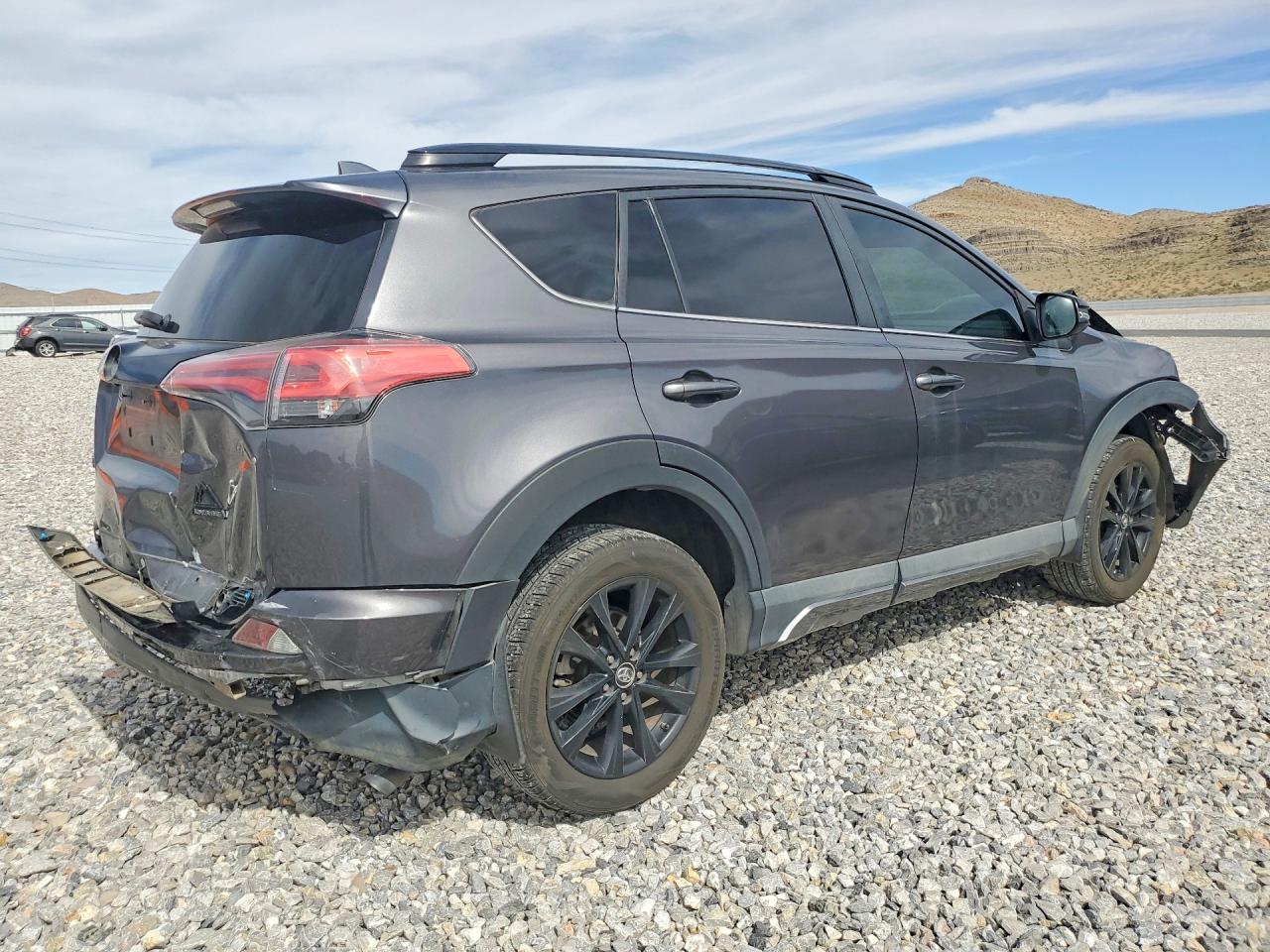 2018 TOYOTA RAV4 ADVENTURE photo 3