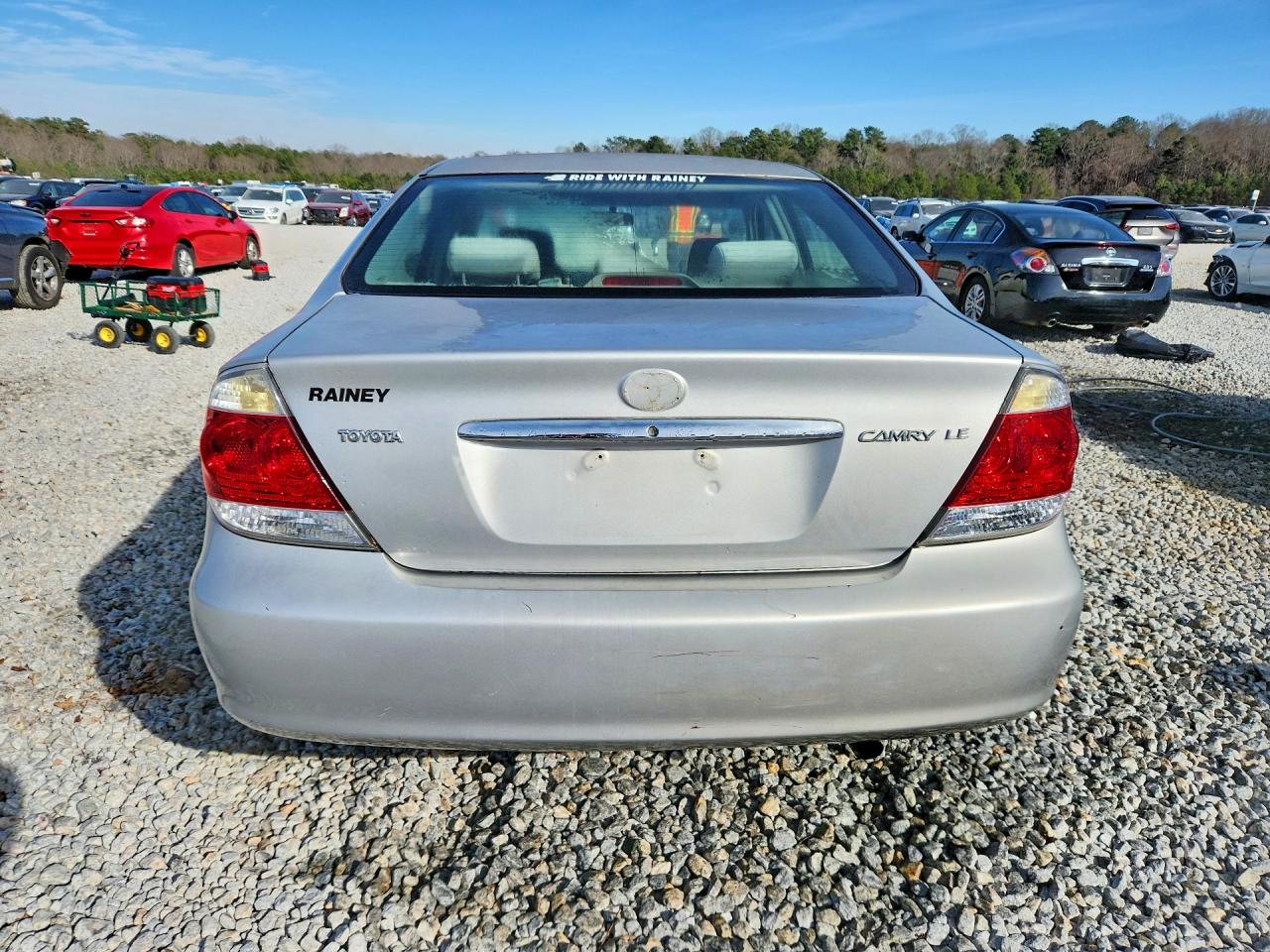 2005 TOYOTA CAMRY LE photo 11