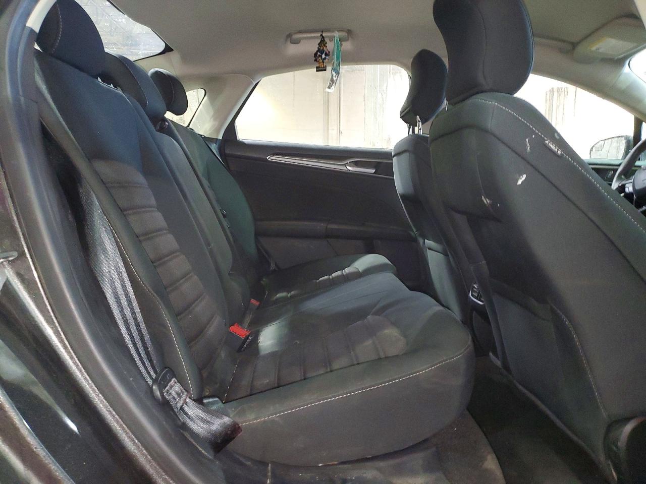 2018 FORD FUSION SE photo 10