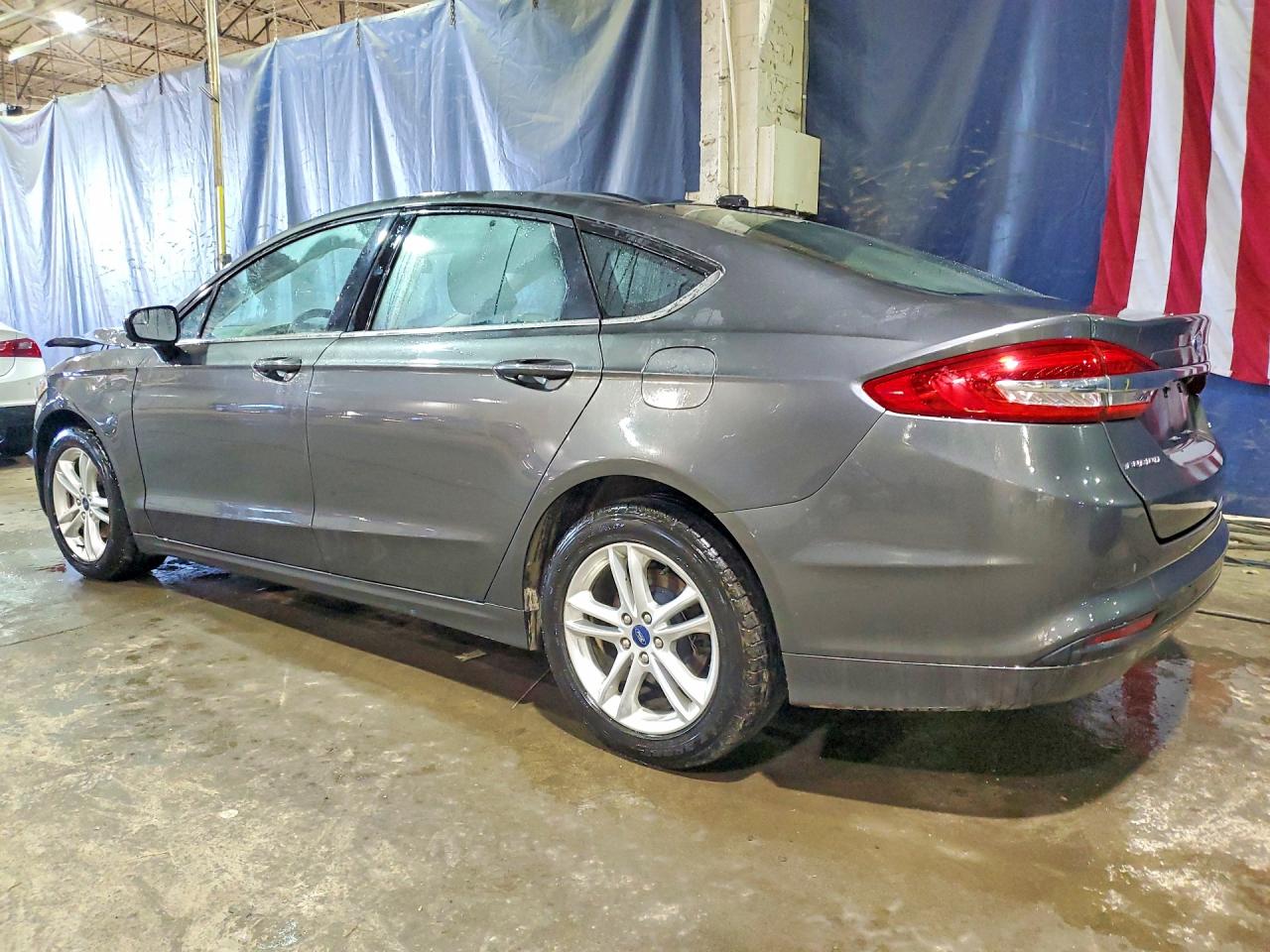 2018 FORD FUSION SE photo 2