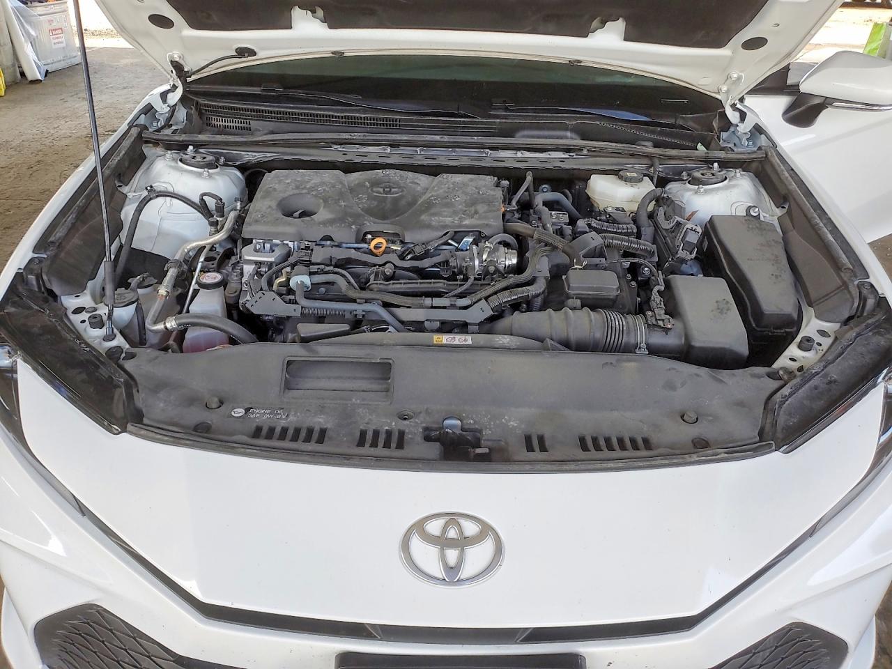 2025 TOYOTA CAMRY LE photo 11