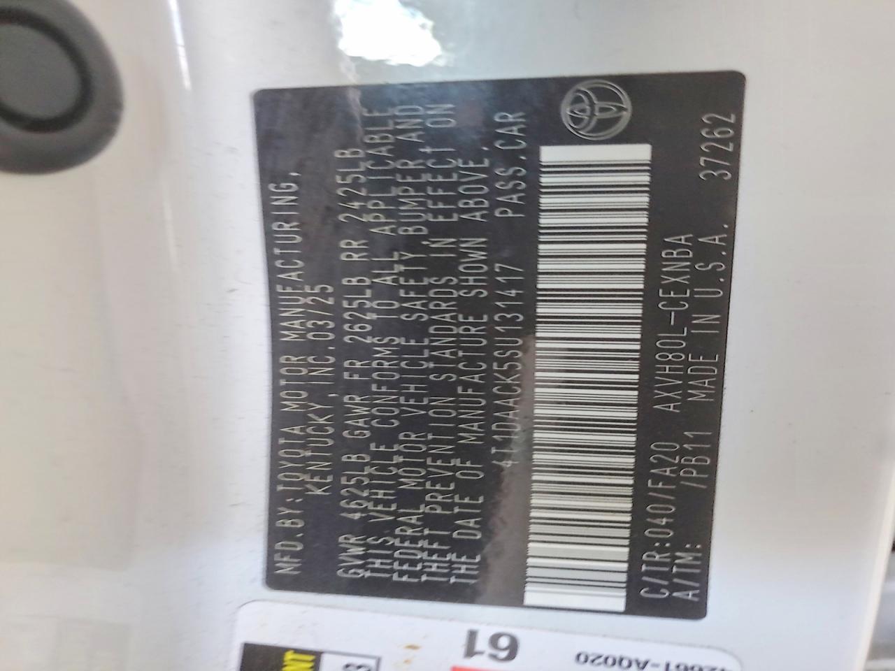 2025 TOYOTA CAMRY LE photo 13
