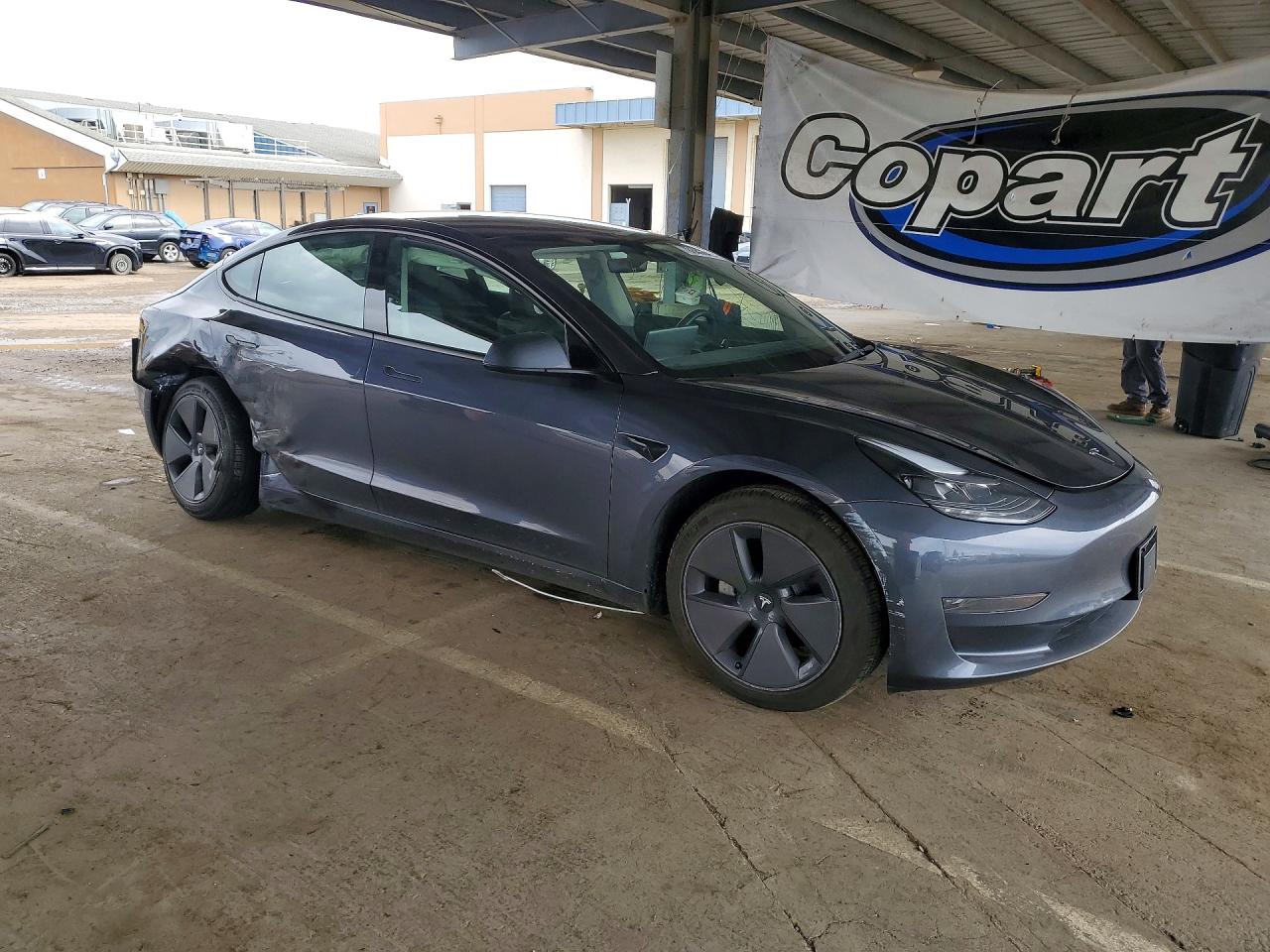 2023 TESLA MODEL 3 photo 4