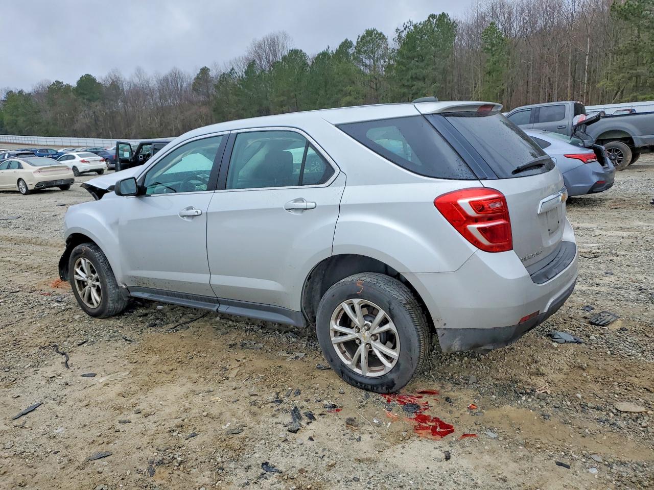 2017 CHEVROLET EQUINOX LS photo 3