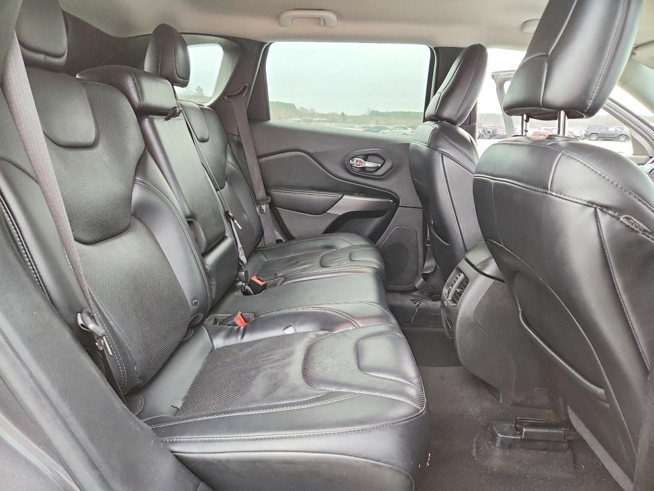 2019 JEEP CHEROKEE LIMITED photo 21