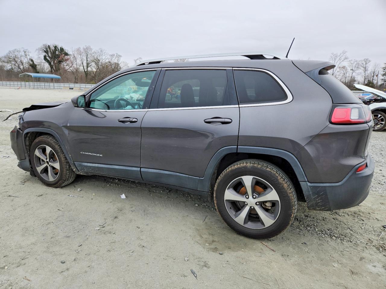 2019 JEEP CHEROKEE LIMITED photo 3