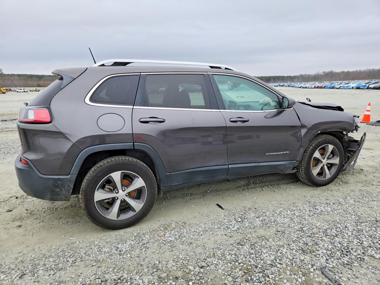 2019 JEEP CHEROKEE LIMITED photo 5