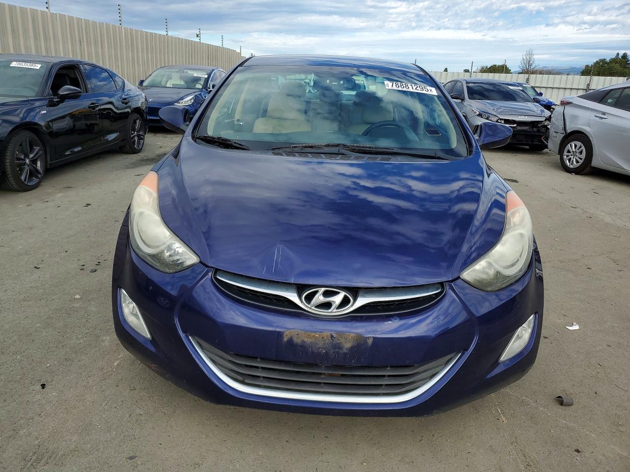 2013 HYUNDAI ELANTRA GLS photo 5
