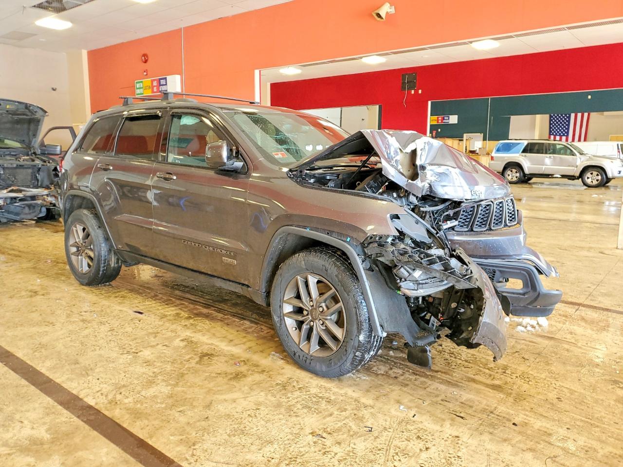 2016 JEEP GRAND CHEROKEE LAREDO photo 7