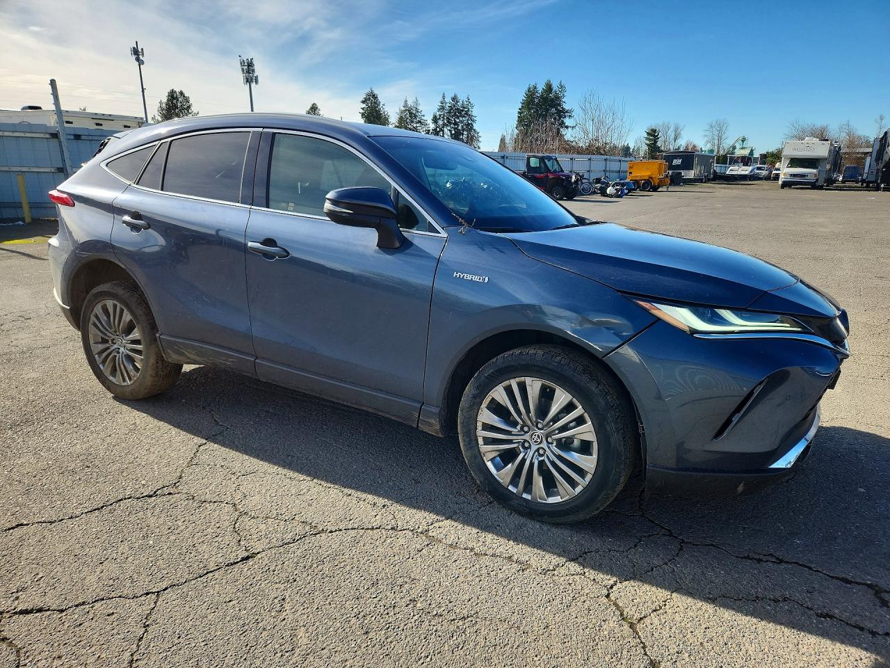2021 TOYOTA VENZA XLE photo 4