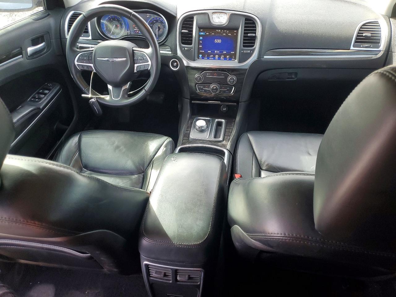 2015 CHRYSLER 300 LIMITED photo 8