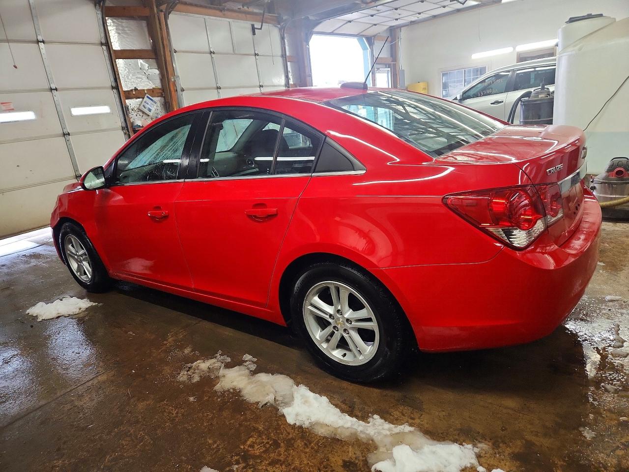 2015 CHEVROLET CRUZE LT photo 4
