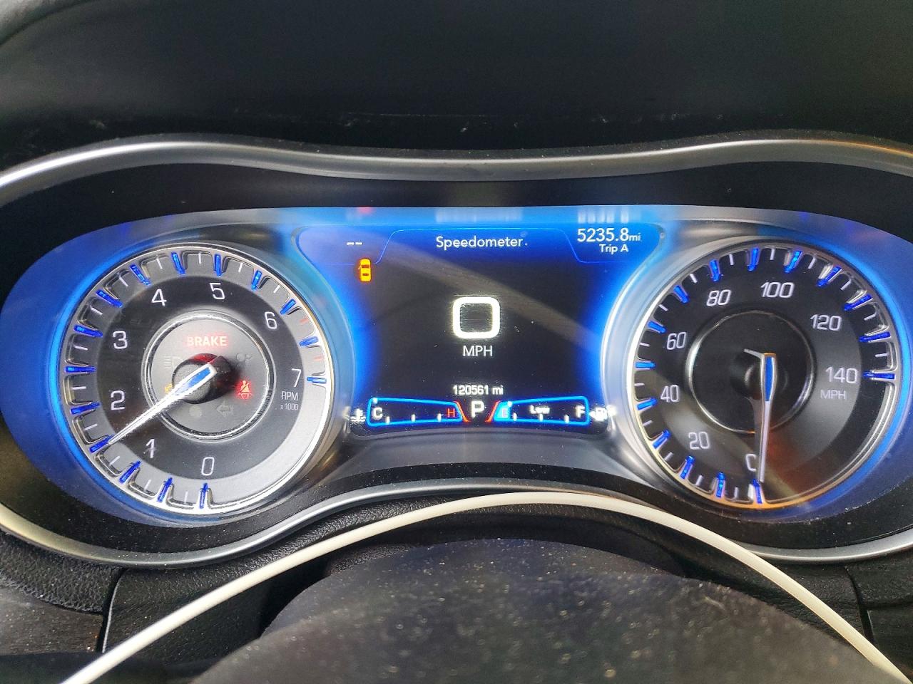 2019 CHRYSLER 300 TOURING photo 9
