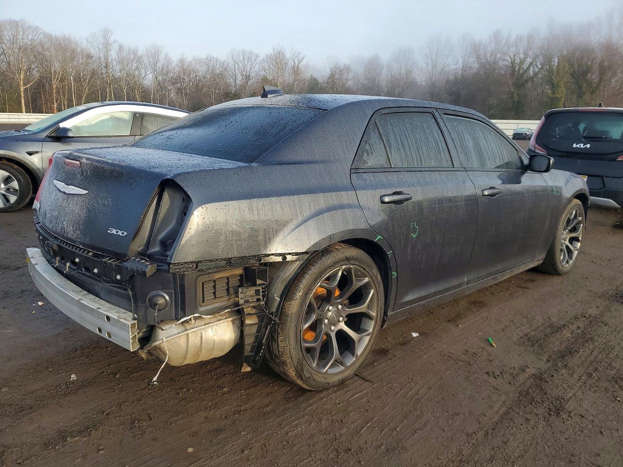 2019 CHRYSLER 300 TOURING photo 3