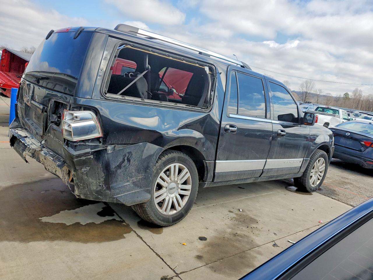 2013 LINCOLN NAVIGATOR L photo 3