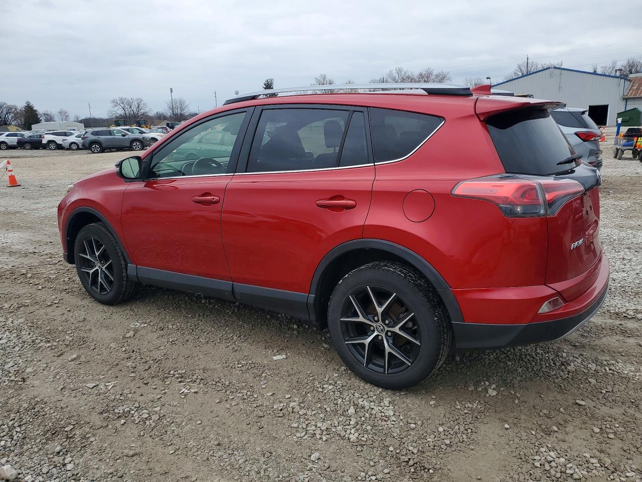 2017 TOYOTA RAV4 SE photo 3